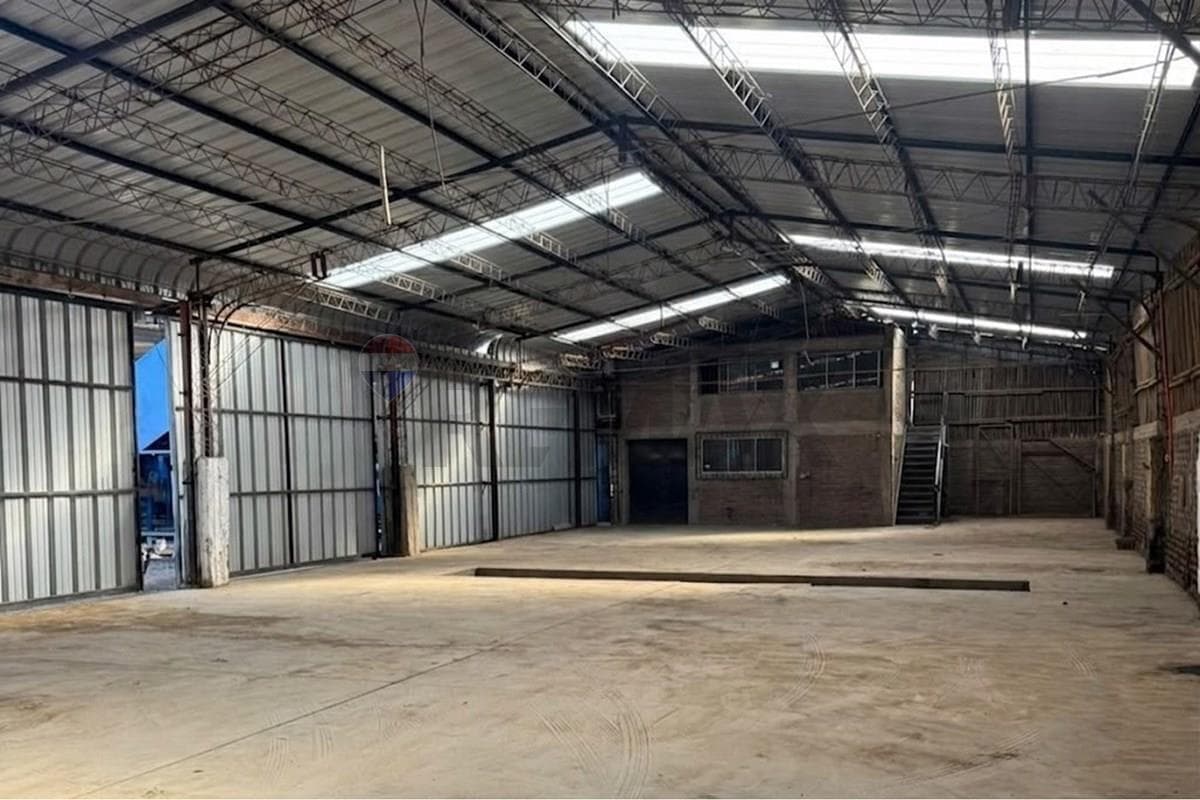 Bodega · Arriendo